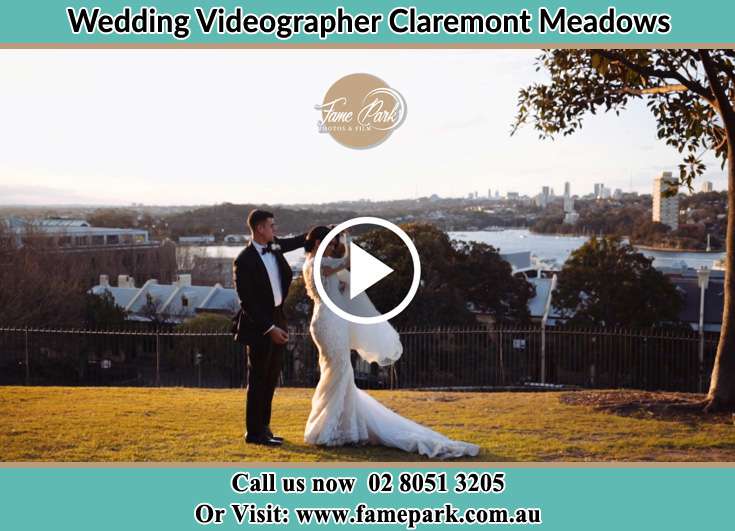 Bride and Groom at the hill Claremont Meadows NSW 2747