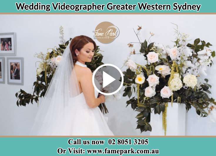 Bride holding a bouquet of flowers Greater Western Sydney