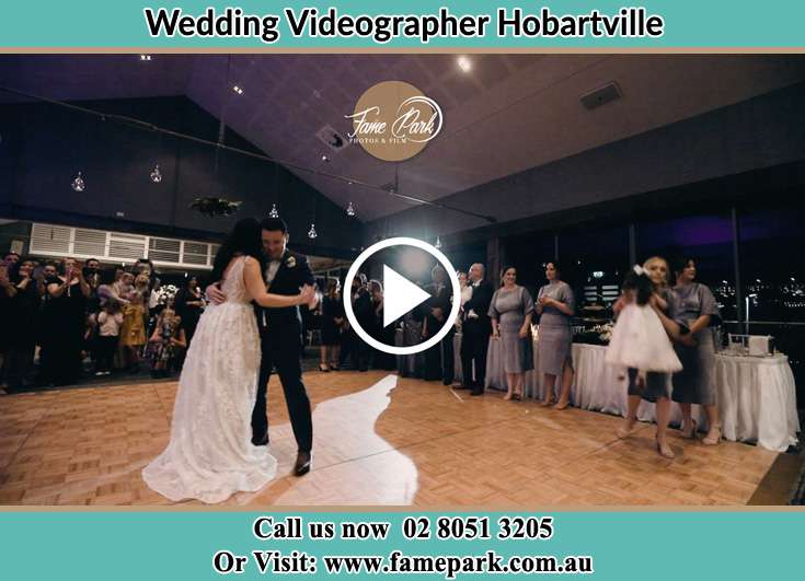 Bride and Groom at the dance floor Hobartville NSW 2753