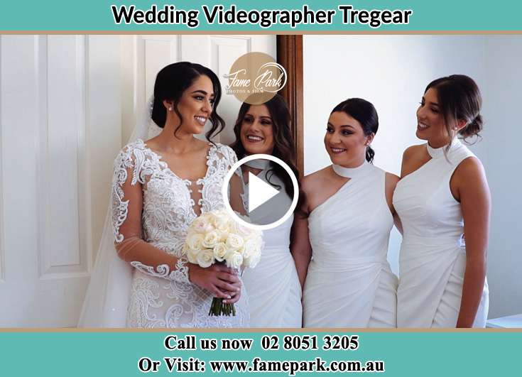 The Bride with her bridesmaids smiling among themselves Tregear NSW 2770